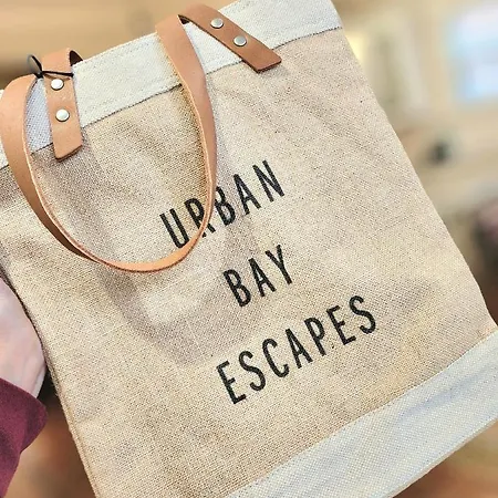 Urban Escape In Downtown Traverse City Esterno foto
