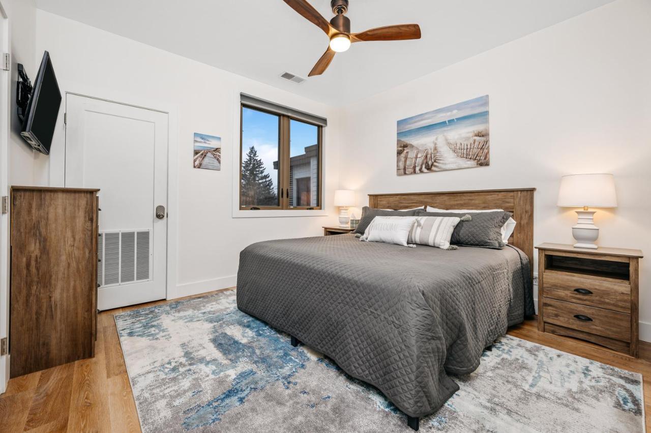 Urban Escape In Downtown Traverse